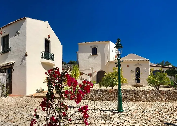 Monte Borboleta - Villas, Villa Faro